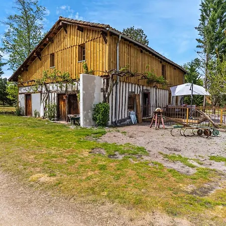 Domaine Les Maisons Des Houssats Holiday home