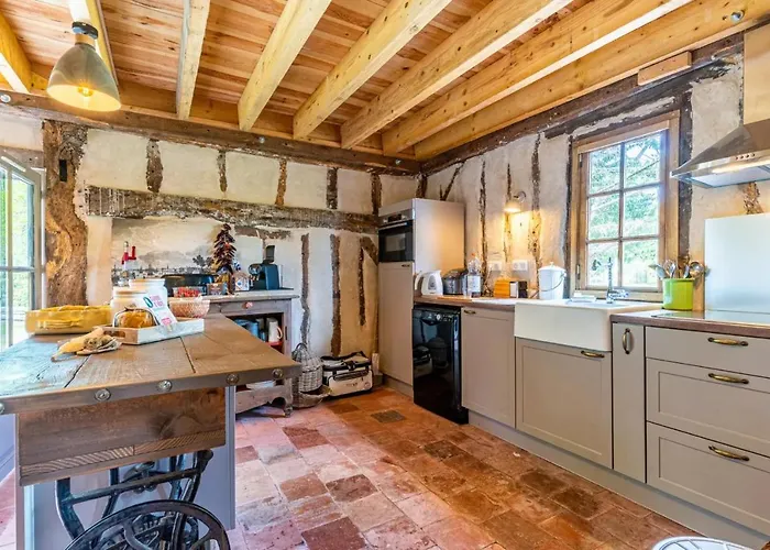 Domaine Les Maisons Des Houssats 펜션 *